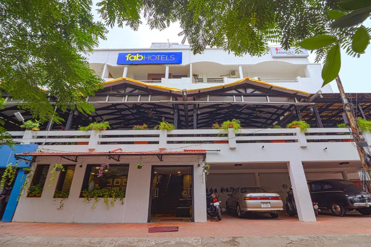 FabHotel A&M Hyderabad Exterior foto