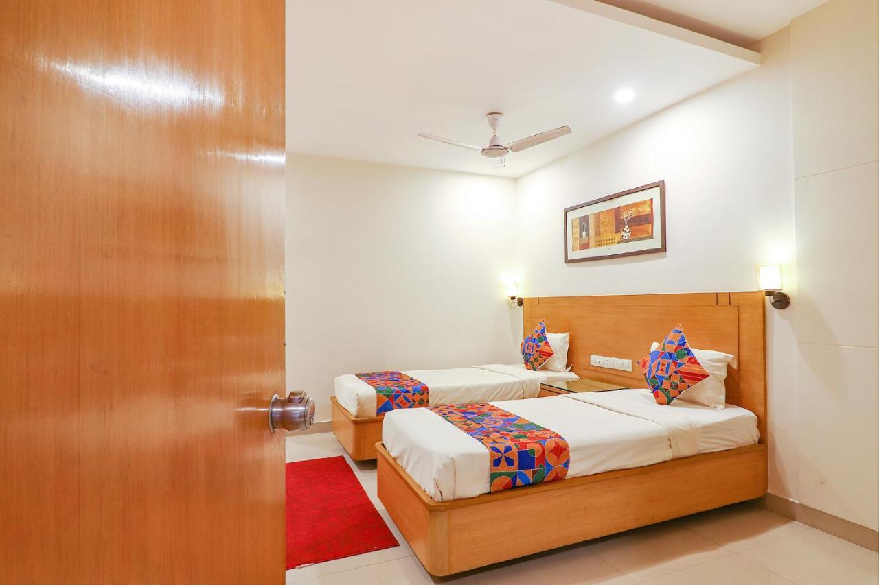 FabHotel A&M Hyderabad Exterior foto